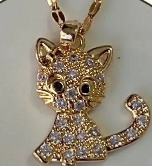 Cadena con gatito